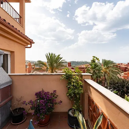 Sea View Penthouse In La Reserva De 아파트
