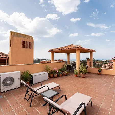 Duplex Penthouse With Terrace & Sea Views Apartment