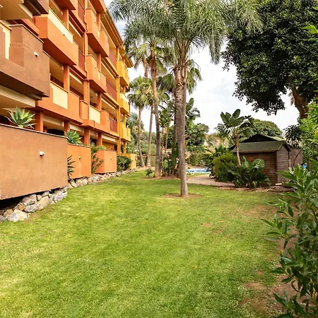 Sea View Penthouse In La Reserva De * Marbella